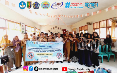 SMAN 3 Tumijajar Gandeng Puskesmas Makarti Gelar Sosialisasi Pencegahan Narkoba dan HIV/AIDS